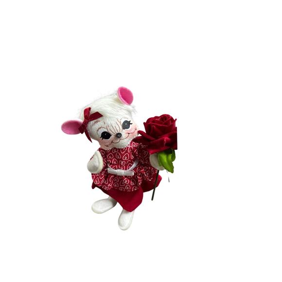 Annalee Valentine Mouse Doll Girl w/ Red Rose 6” Collectible Figurine NW - Picture 4 of 4